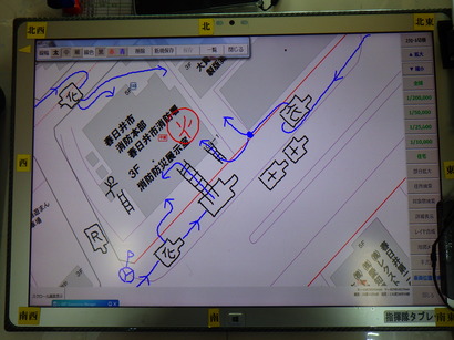 車両搭載タブレット端末を紹介しています。