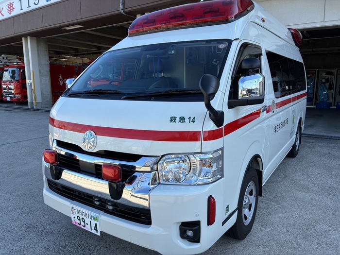 西出張所へ配備された救急3号車の側面画像