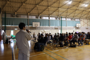 避難所運営訓練の写真です。