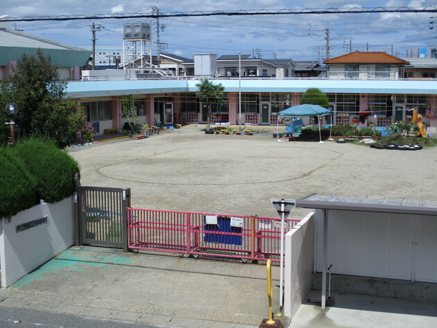 上八田保育園園舎