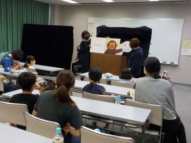 夏休み子ども劇場の様子