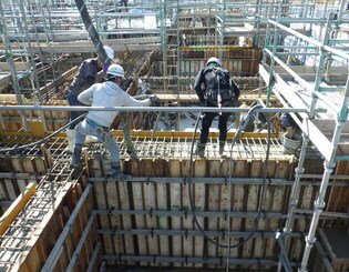 建築工事実施状況の写真