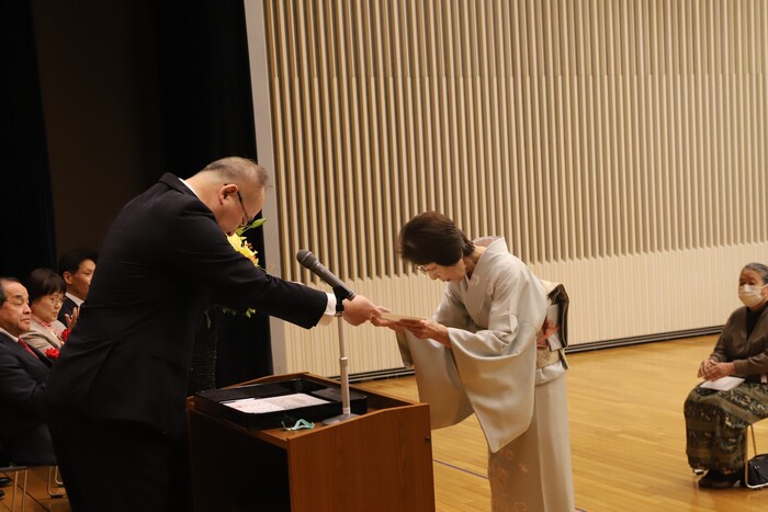 文化芸術功労賞受賞者の様子