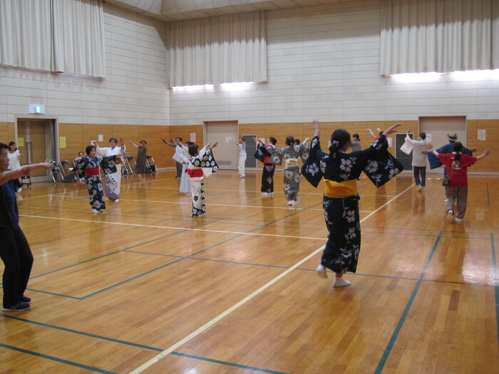 盆踊りの様子