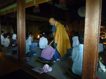 座禅の様子