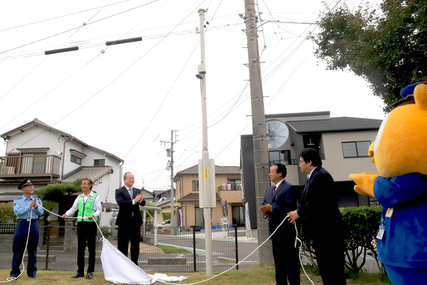 防犯カメラ除幕式
